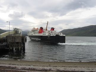 Faehre in Ullapool